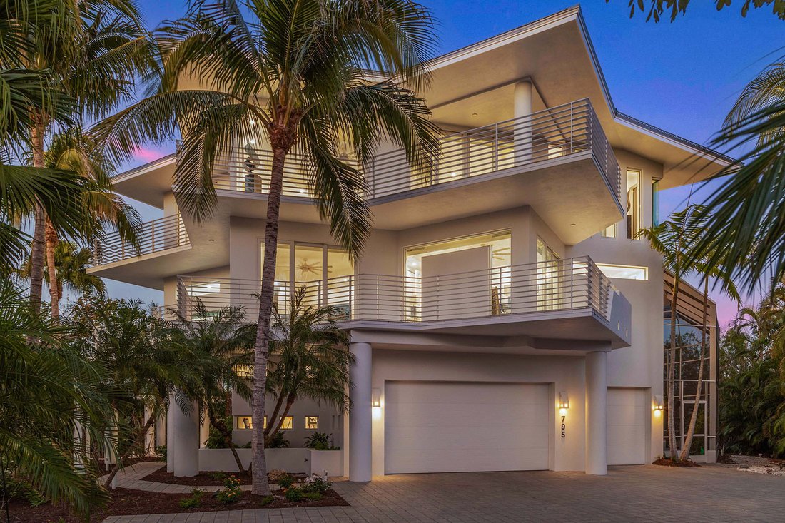 Casa a Marco Island, Florida, Stati Uniti 1 - 15366301