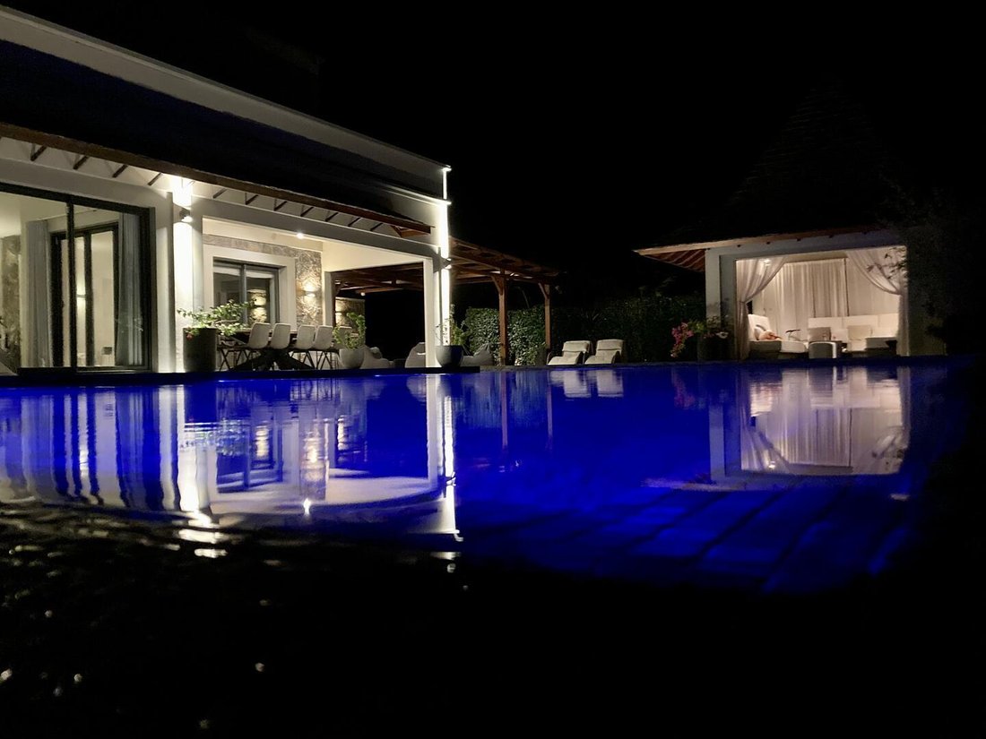 House in Rivière Noire, Mauritius 2 - 15369635