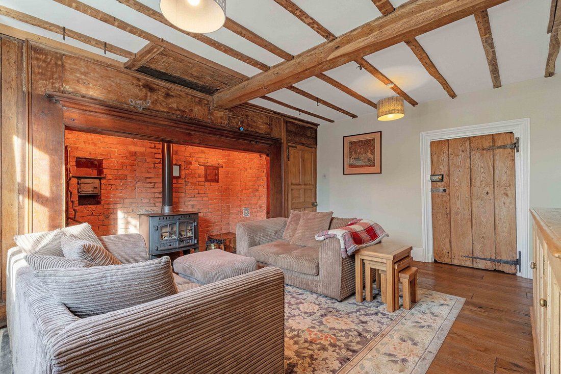 House in Bubbenhall, England 5 - 13826429