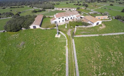 Casa de Campo en Santa Cruz de Mao, Islas Baleares, España 1