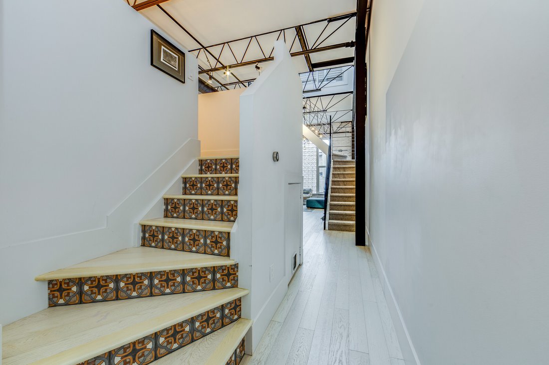 Condo in Toronto, Ontario, Canada 3 - 15368152