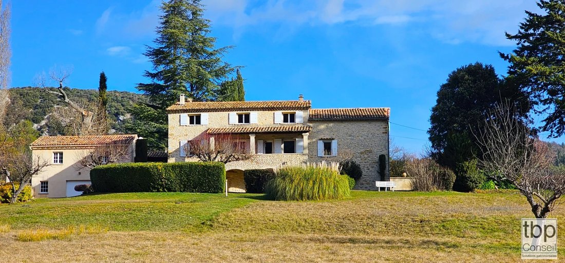 Country House in Montbrun-les-Bains, Auvergne-Rhône-Alpes, France 3 - 15366122