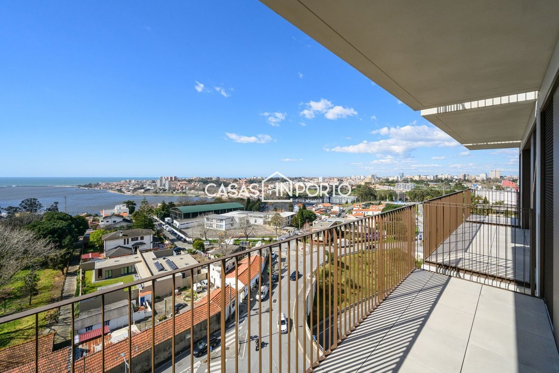 Apartment in Santa Marinha e Sao Pedro da Afurada, Porto District, Portugal 5 - 15369479