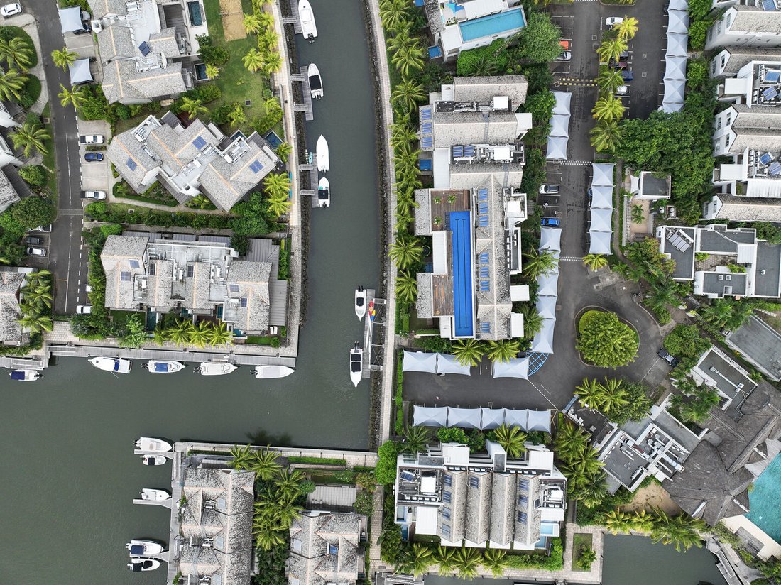 Apartment in Grande Riviere Noire, Rivière Noire District, Mauritius 3 - 14522859