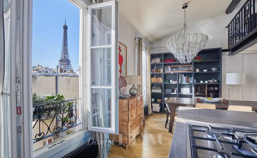 Apartment in Gros Caillou, Paris 7e Arrondissement, Paris 1