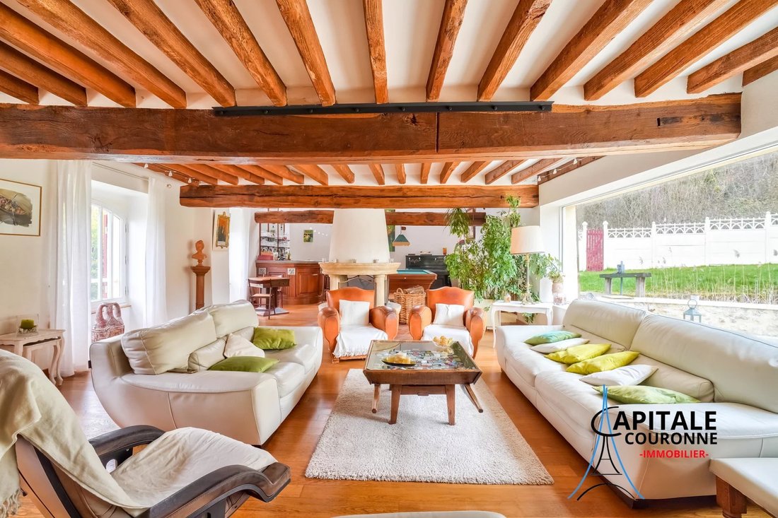 Estate in Jouars-Pontchartrain, Ile-de-France, France 2 - 12739797