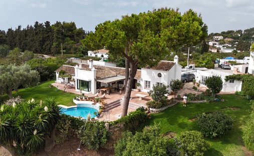 Villa in Guadalmina Alta, San Pedro de Alcantara, Spain 1