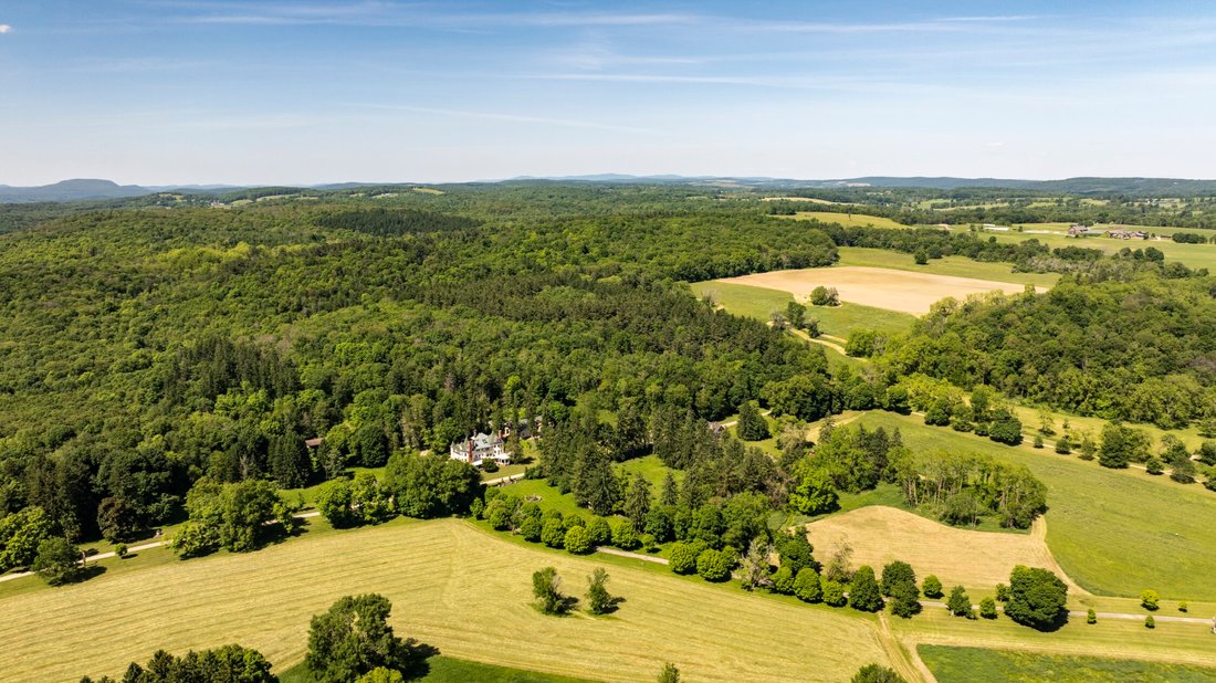 House in Millbrook, New York, United States 4 - 15368100