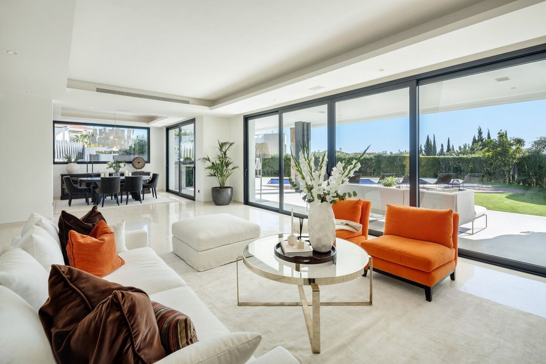Villa in Puerto Banus, Marbella, Spain 1 - 15366487