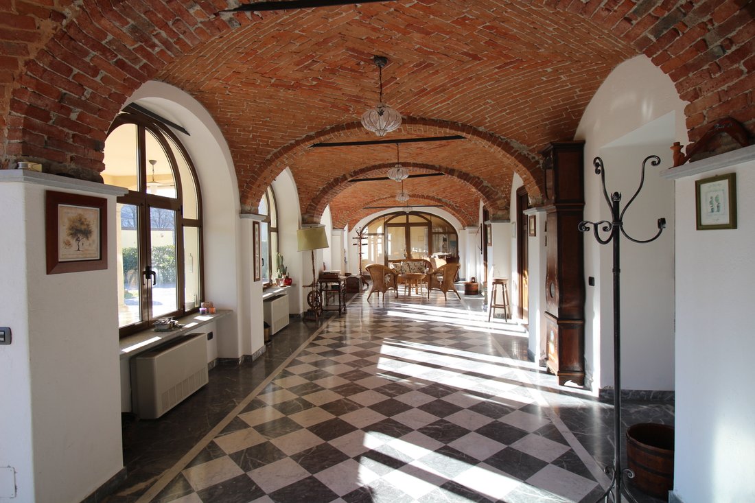 Villa in Dogliani, Piedmont, Italy 1 - 15145776