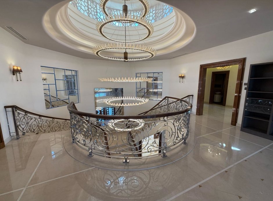 Villa in Emirates Hills, Dubai, United Arab Emirates 5 - 15368273
