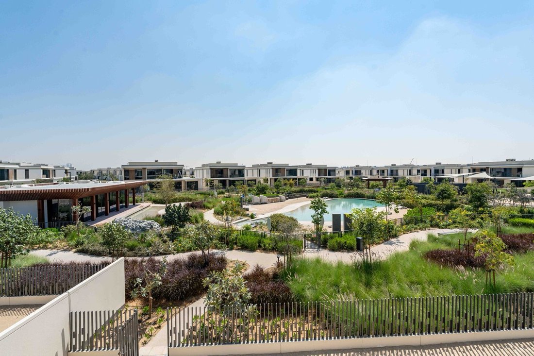 Villa in Dubai, Dubai, United Arab Emirates 1 - 15369322