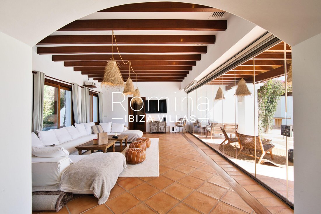 Villa in Can Furnet, Santa Eularia des Riu, Balearic Islands 4 - 15369131