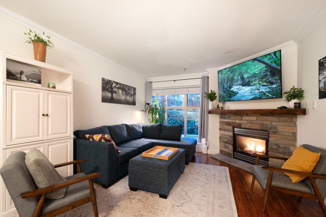 Townhouse in Port Moody, British Columbia, Canada 4 - 15365225