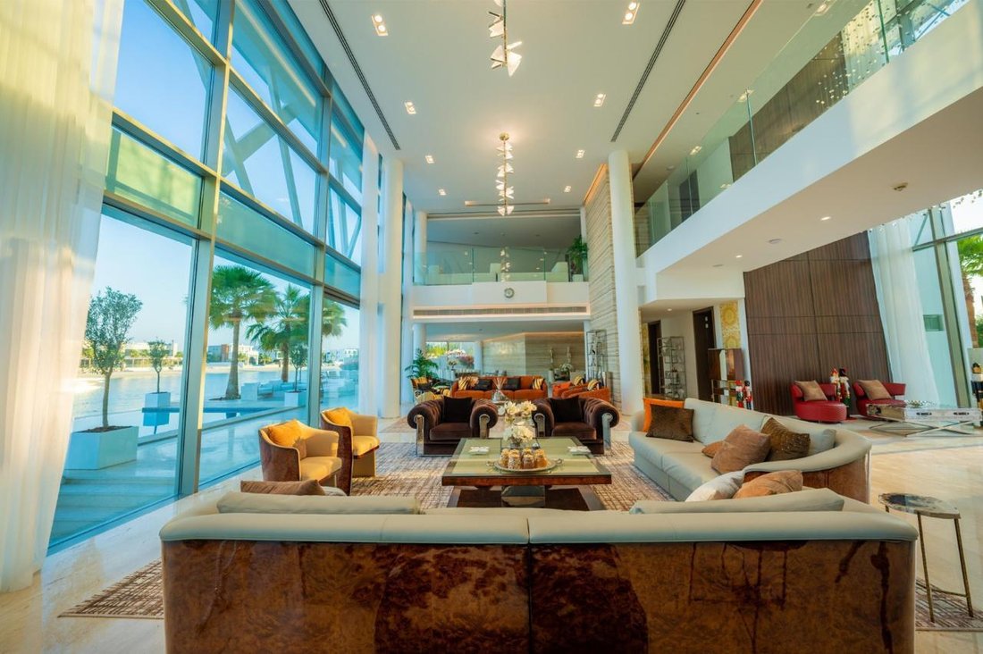 Villa in Palm Jumeirah, Dubai, United Arab Emirates 2 - 15368193