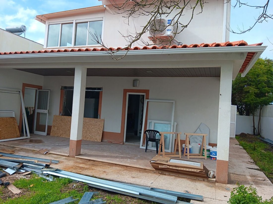 House in Charneca de Caparica e Sobreda, Setubal, Portugal 1 - 15369827