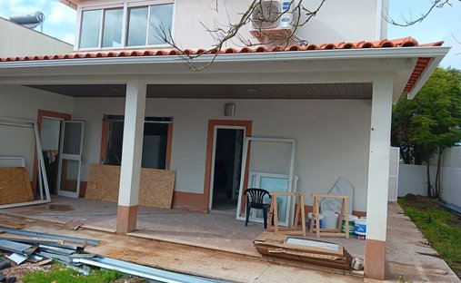 House in Charneca de Caparica e Sobreda, Setubal, Portugal 1