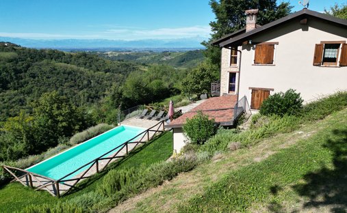 Country House in Cissone, Piedmont, Italy 1