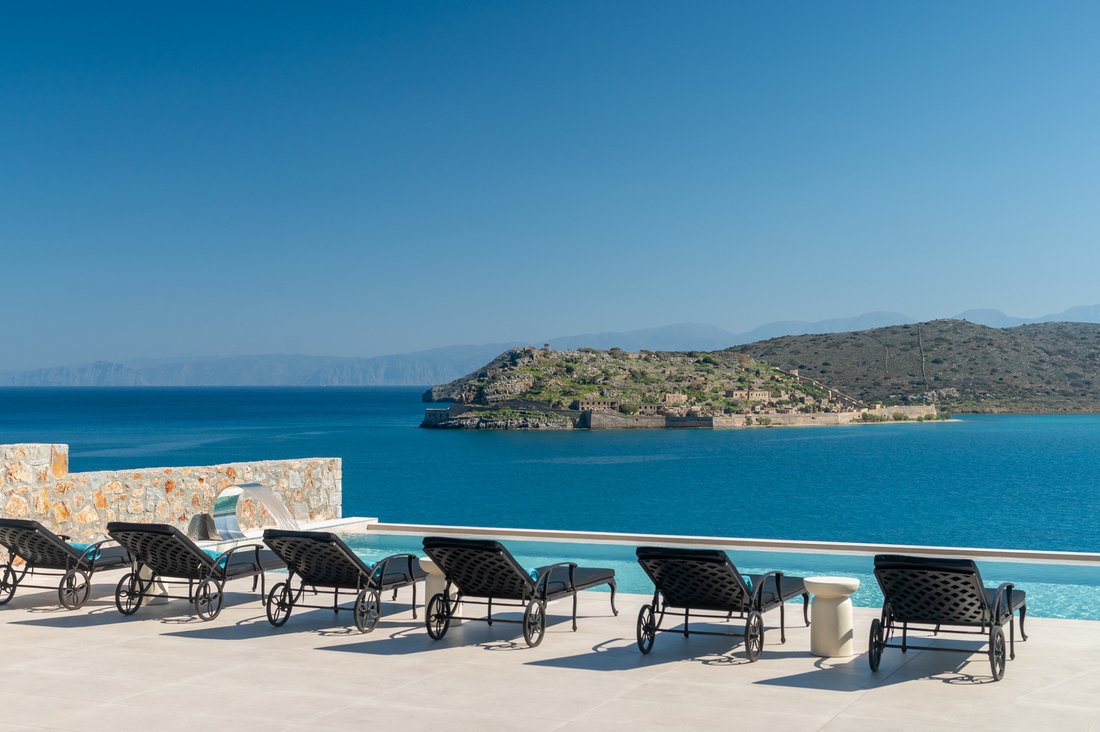 Villa in Community of Vrouchas, Agios Nikolaos Municipal Unit, Greece 2 - 12797866