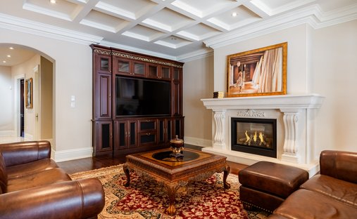 House in Burlington, Ontario, Canada 1