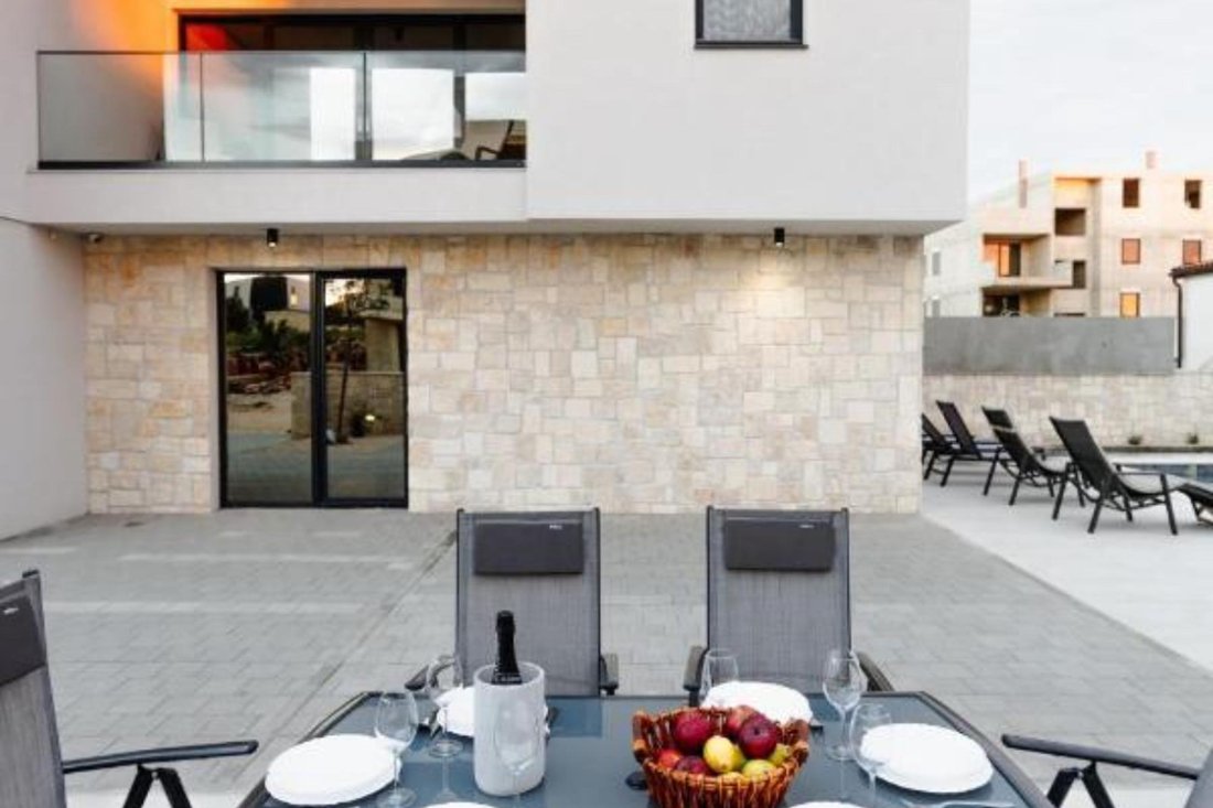 Villa in Pag, Croatia 4 - 15372424