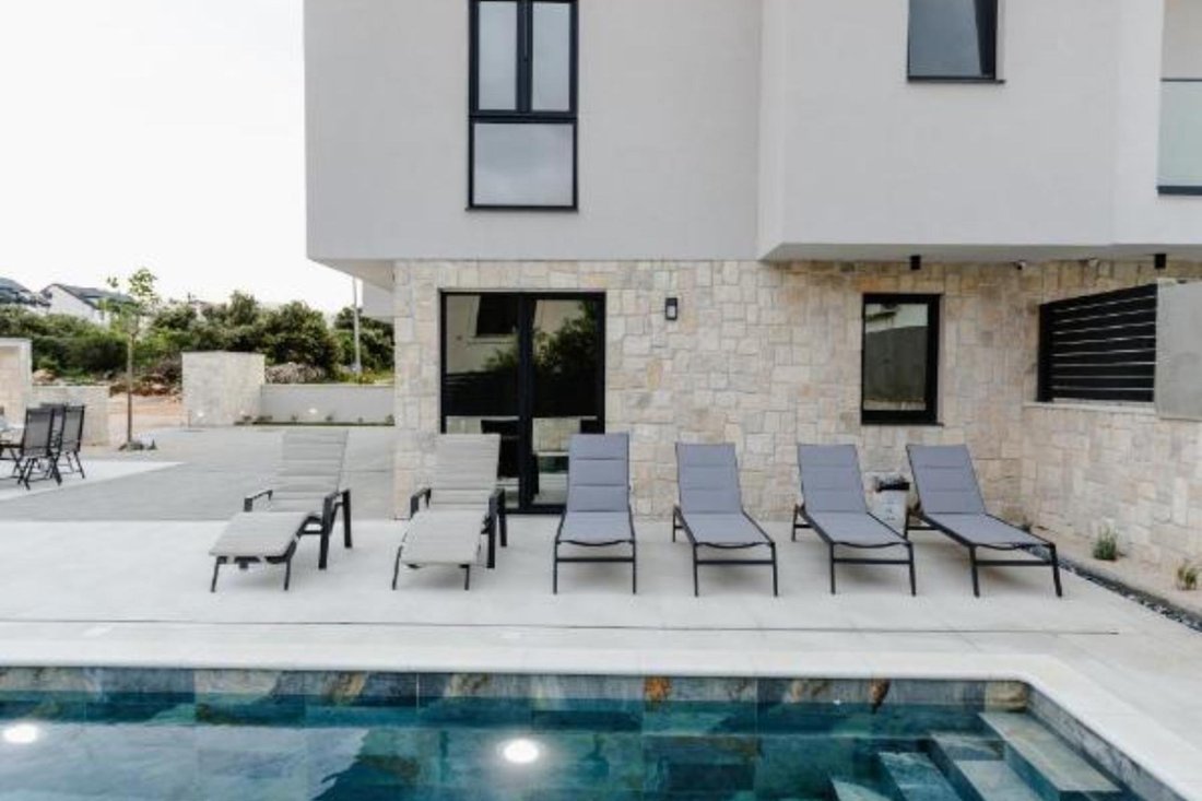 Villa in Pag, Croatia 1 - 15372424