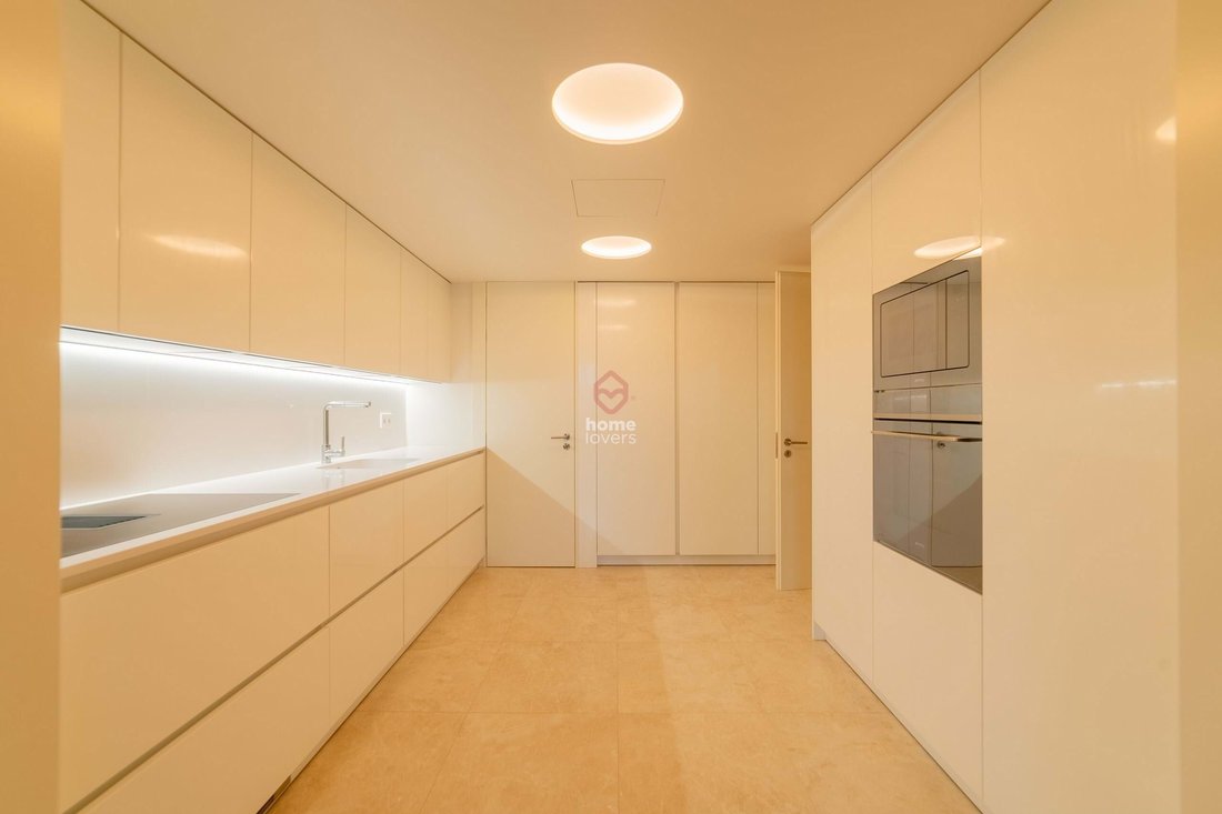Apartment in Santo Antonio, Lisbon, Portugal 4 - 14120208