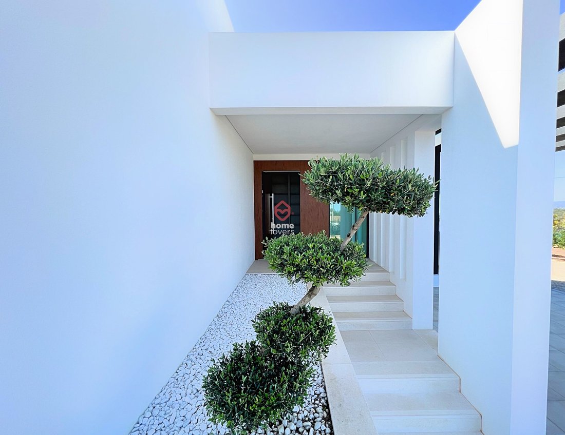 Villa in Loule (Sao Clemente), Algarve, Portugal 4 - 13527821