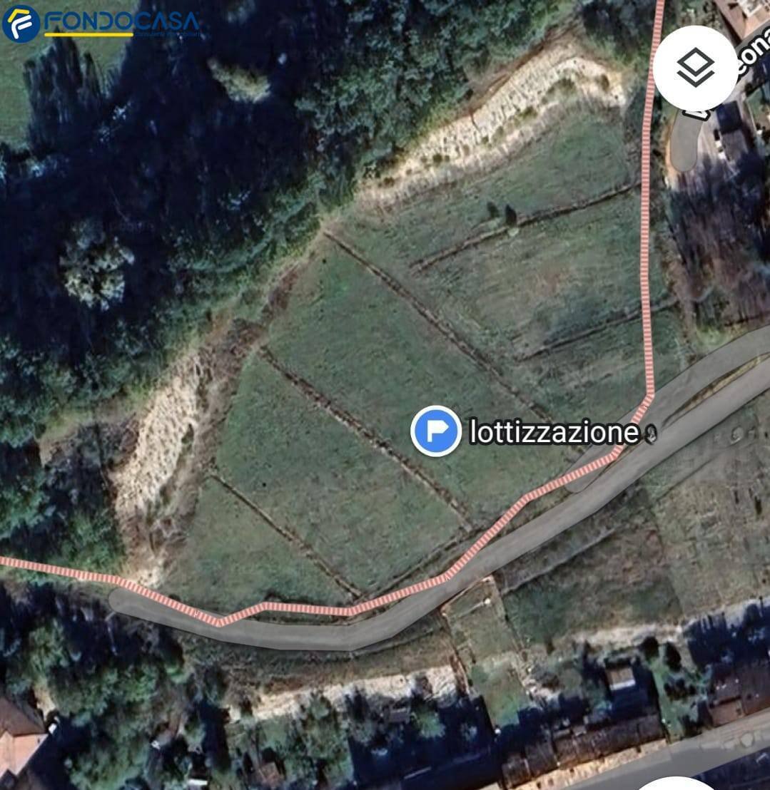 Land in Comunanza, Marche, Italy 2 - 15372532