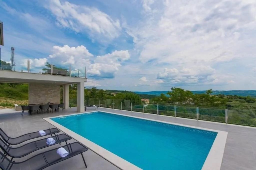 Villa in Buje, Istria County, Croatia 2 - 15368275