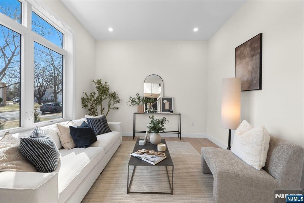 House in Paramus, New Jersey, United States 5 - 15371278
