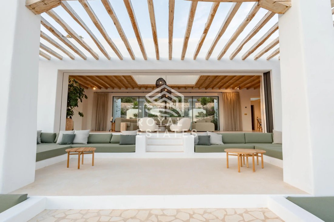 Villa in Santa Eularia des Riu, Balearic Islands, Spain 4 - 15370644