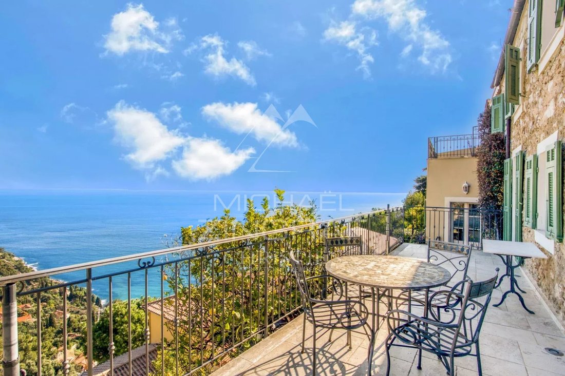 Villa in Village-Cros de Caste-Coupiere-Mont Gros, Roquebrune-Cap-Martin, France 1 - 15250455