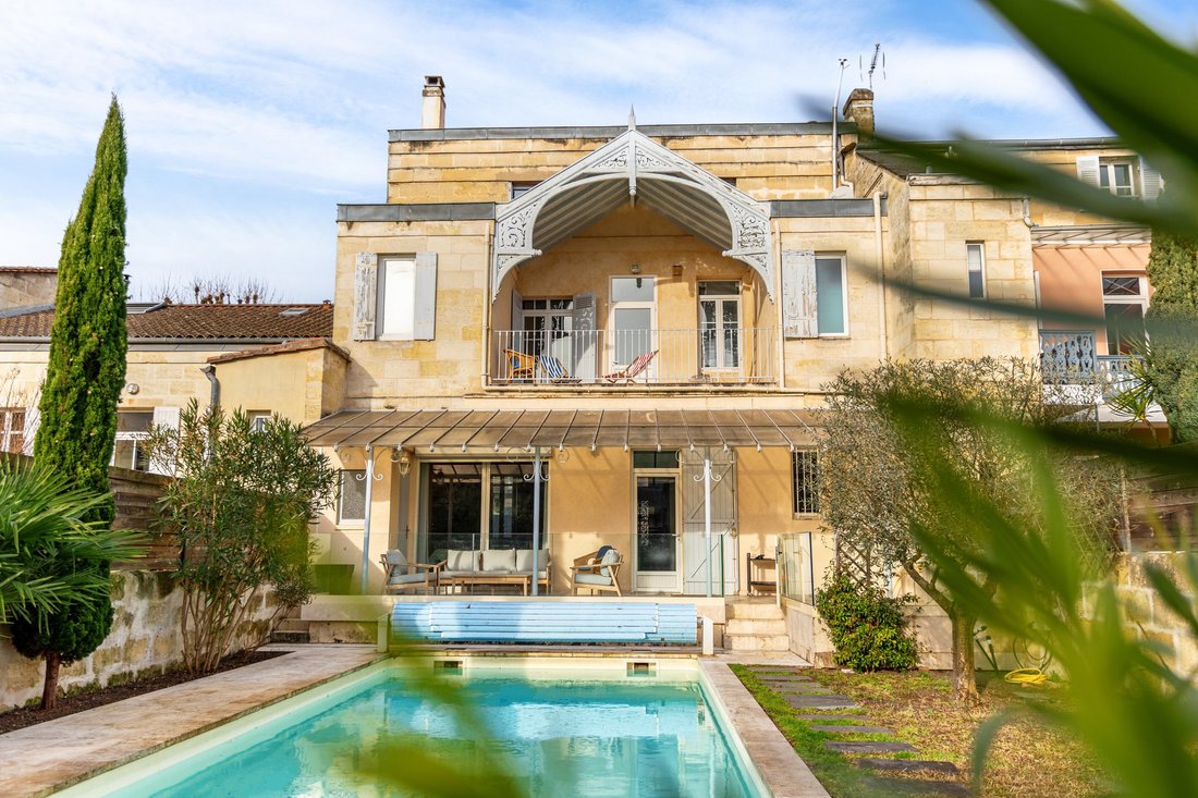 House in Bordeaux, Nouvelle-Aquitaine, France 1 - 15372535