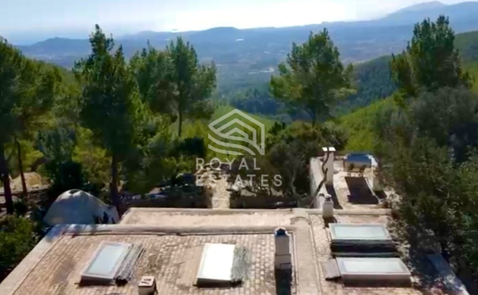 Villa in Sant Carles de Peralta, Santa Eularia des Riu, Balearic Islands 4 - 15370724