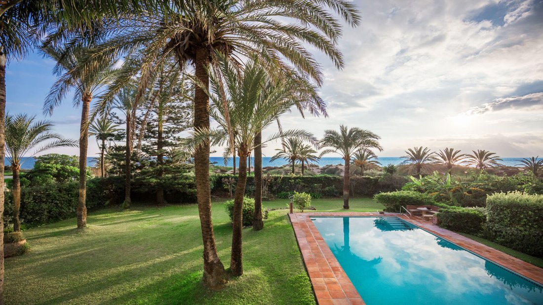 Villa in Marbella, Andalusia, Spain 3 - 15372361
