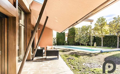 Villa in Arcisate, Lombardy, Italy 1