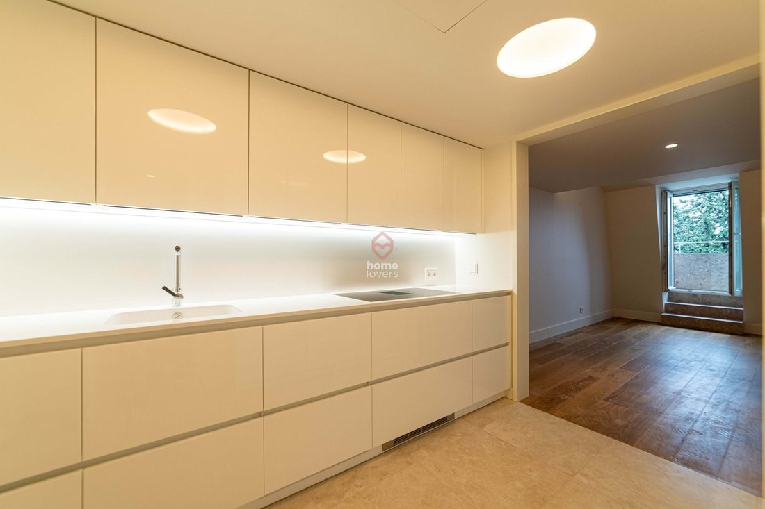 Apartment in Santo Antonio, Lisbon, Portugal 4 - 14120214