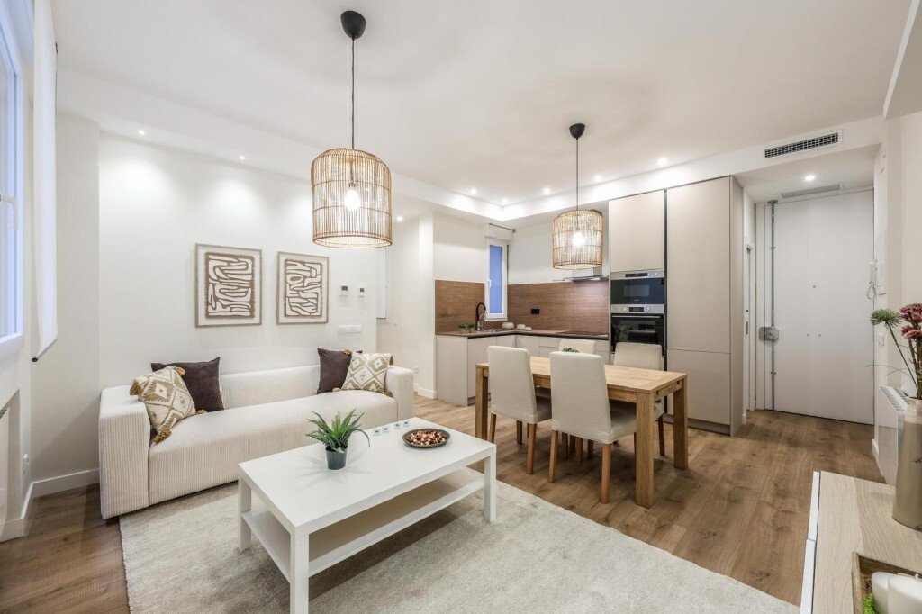 Apartment in Madrid, Community of Madrid, Spain 3 - 15372346
