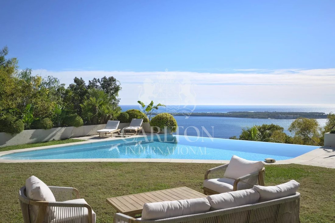 Villa in Cannes, Provence-Alpes-Côte d'Azur, France 1 - 15371060