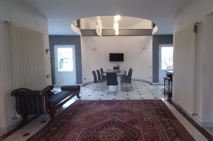Villa in Marina di Carrara, Tuscany, Italy 1 - 15372183