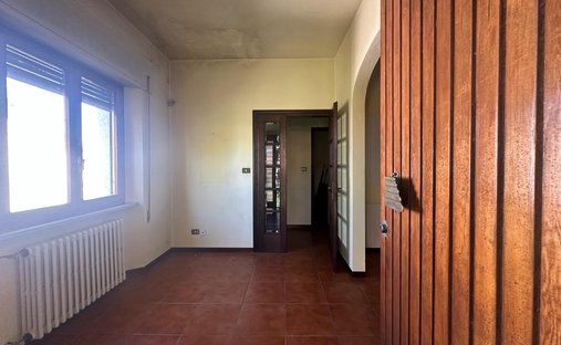 Villa in San Filippo, Lucca, Italy 1