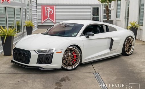 Audi R8 Coupe V10 in Bellevue, WA, United States 1