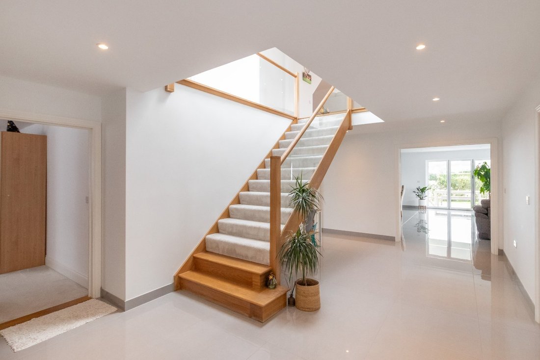 House in England 2 - 15370992
