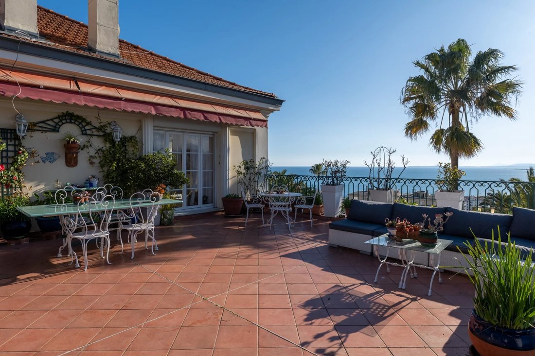 Apartment in Mont Boron, Nice, Provence-Alpes-Côte d'Azur 1 - 15371123