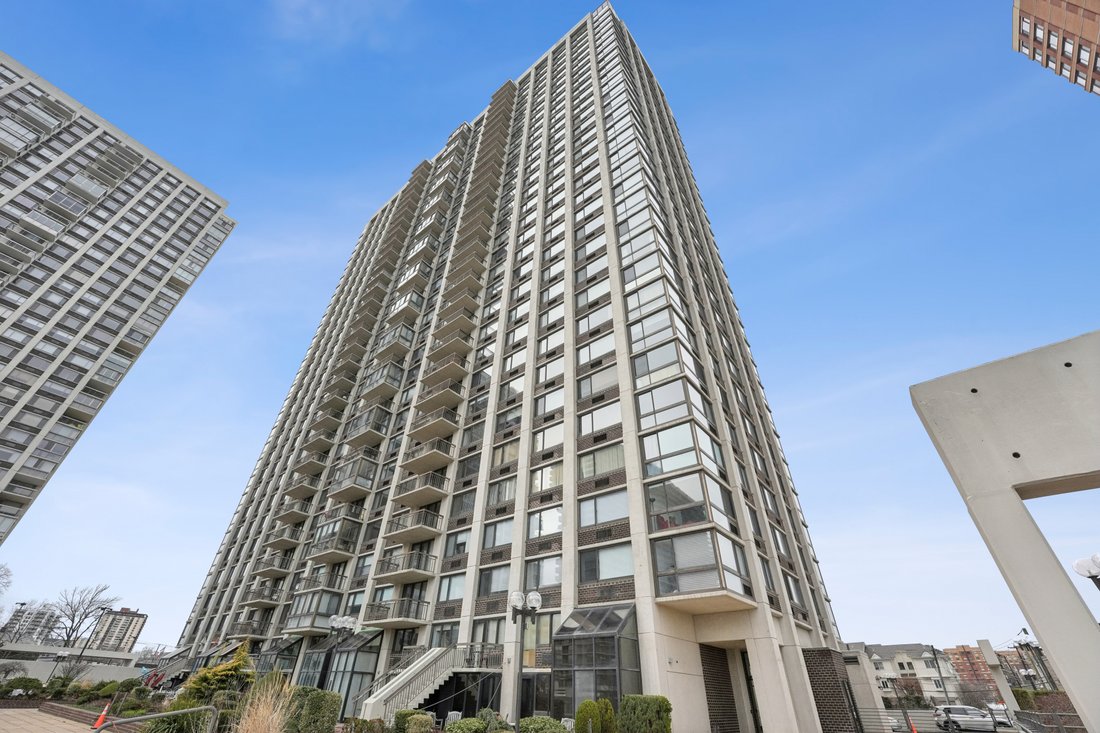 Condo in Fort Lee, New Jersey, United States 2 - 15374400