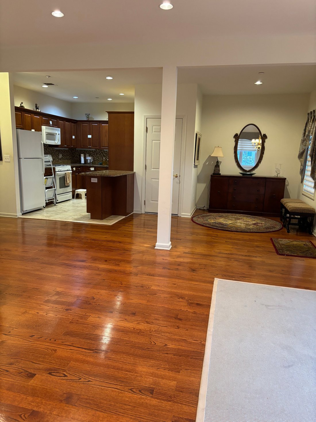 Condo in Plainview, New York, United States 5 - 15374401