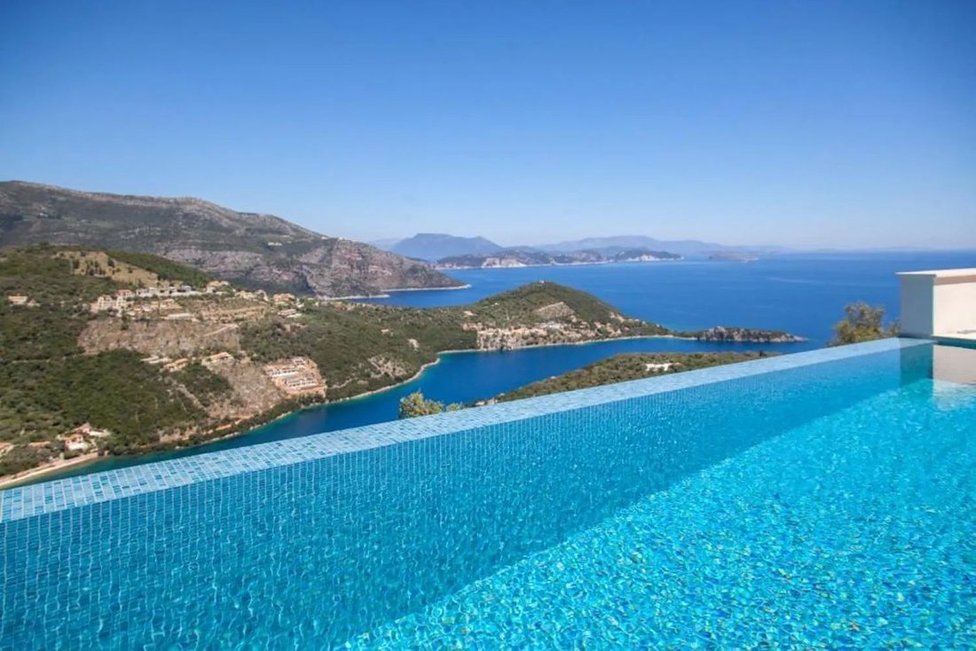 Villa in Lefkada Commune, Peloponnese, Western Greece and the Ionian, Greece 2 - 15374543