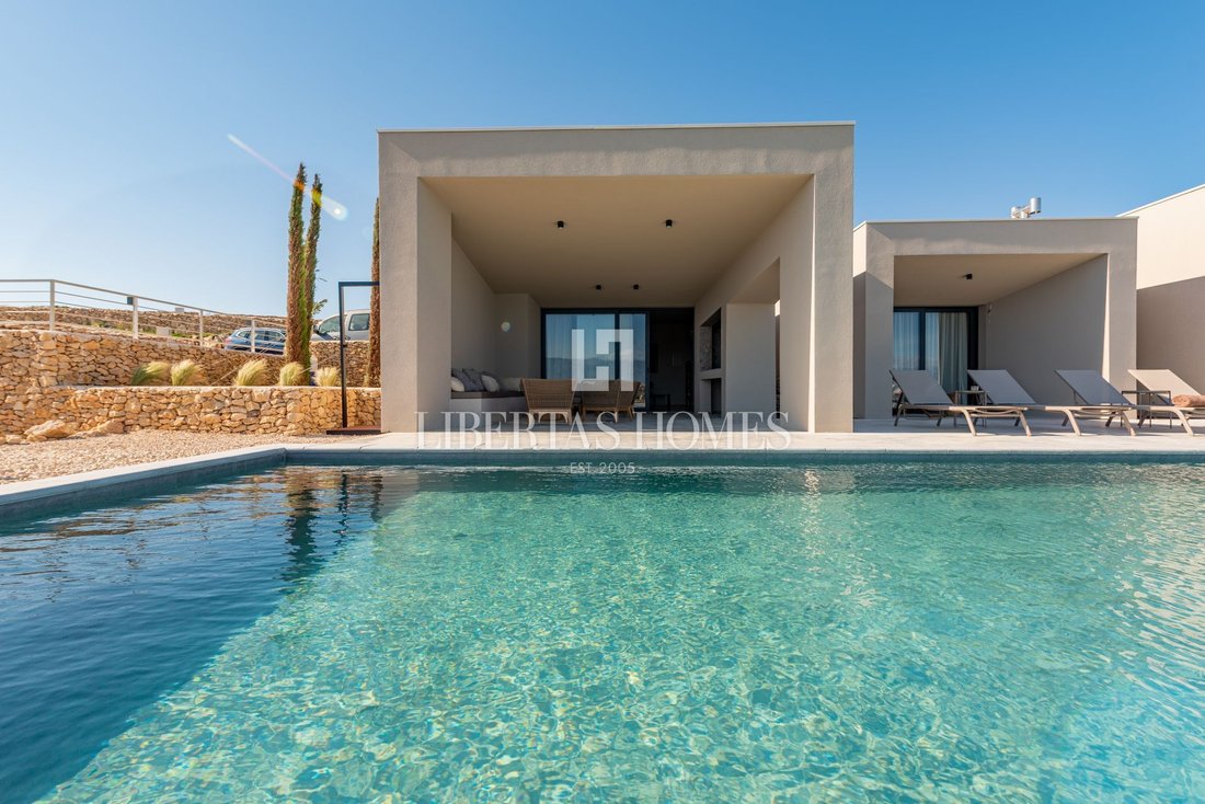 Villa in Pag, Zadar County, Croatia 3 - 15374896