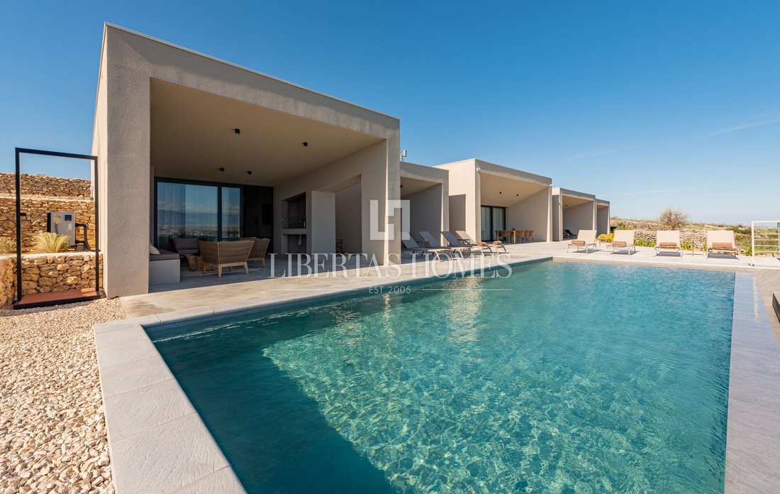 Villa in Pag, Zadar County, Croatia 2 - 15374896